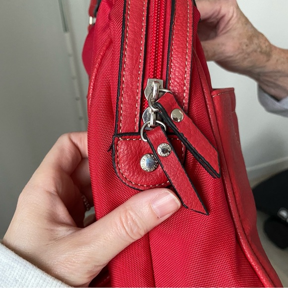 Roots Shoulder Bag - Picture 8 of 16